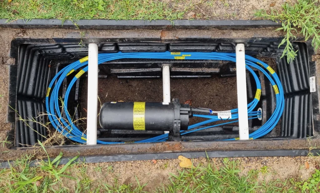 Fibre pit works