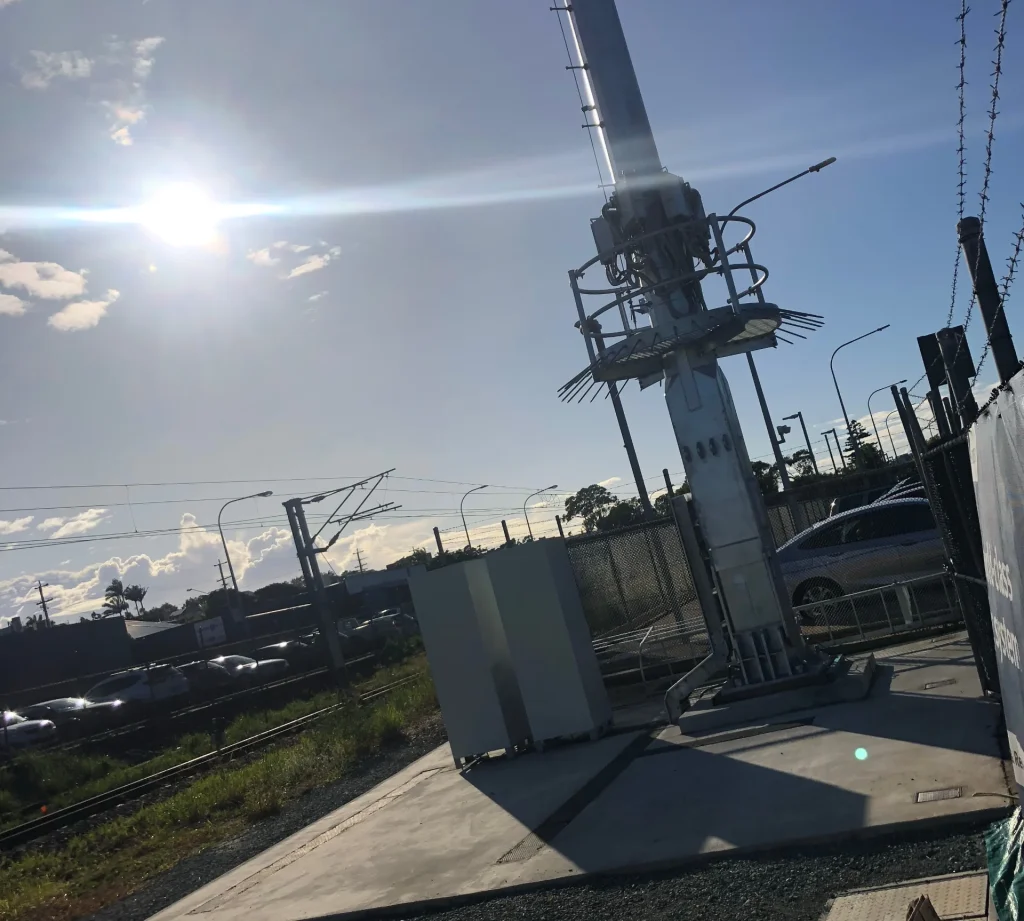 Rail telecommunications equipment